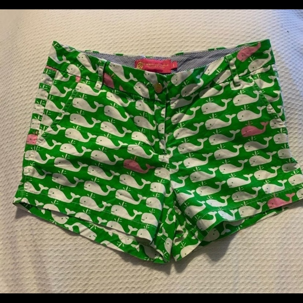 Vineyard Vines Green Whale Print Shorts